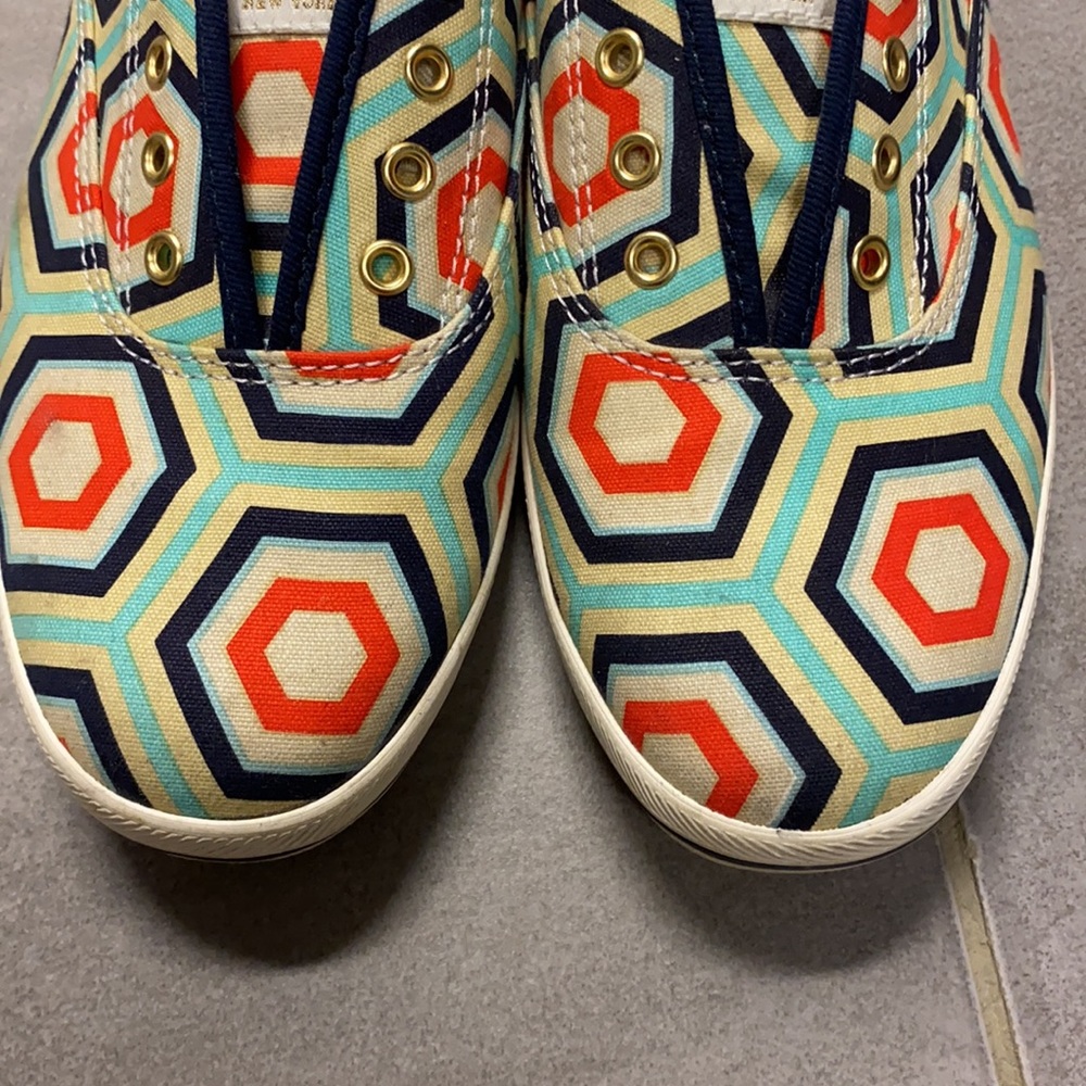 Keds Kate Spade geometric sneakers. Size 7.5 - Picture 3 of 5